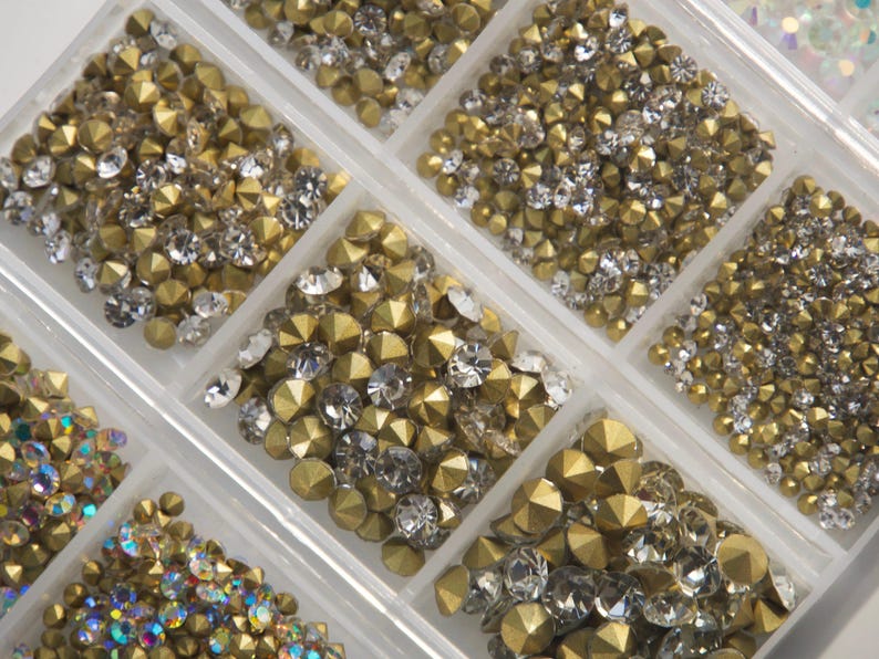 950pcs Pointed Back Rhinestones For Jewelry Nail Supply