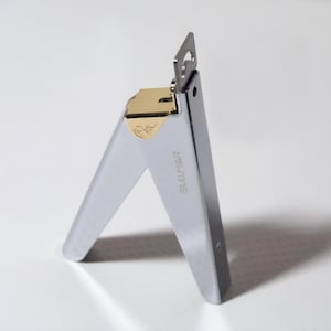 Magnetic Acrylic Nail Clipper: Stainless Steel False Nail Tip Cutter