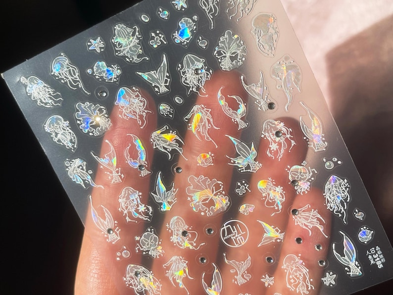Jellyfish Nail Art Decal Sticker /Purple Ocean theme Sea World Animal Peel off stickers halo/ white