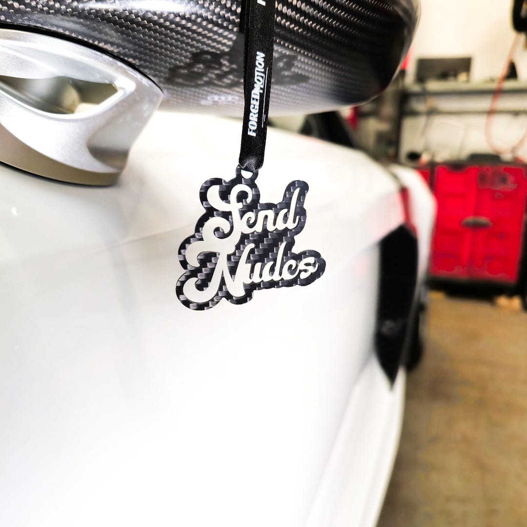 Carbon Fibre SEND NUDES Sign Rear View Mirror Pendant Hanger Ornament