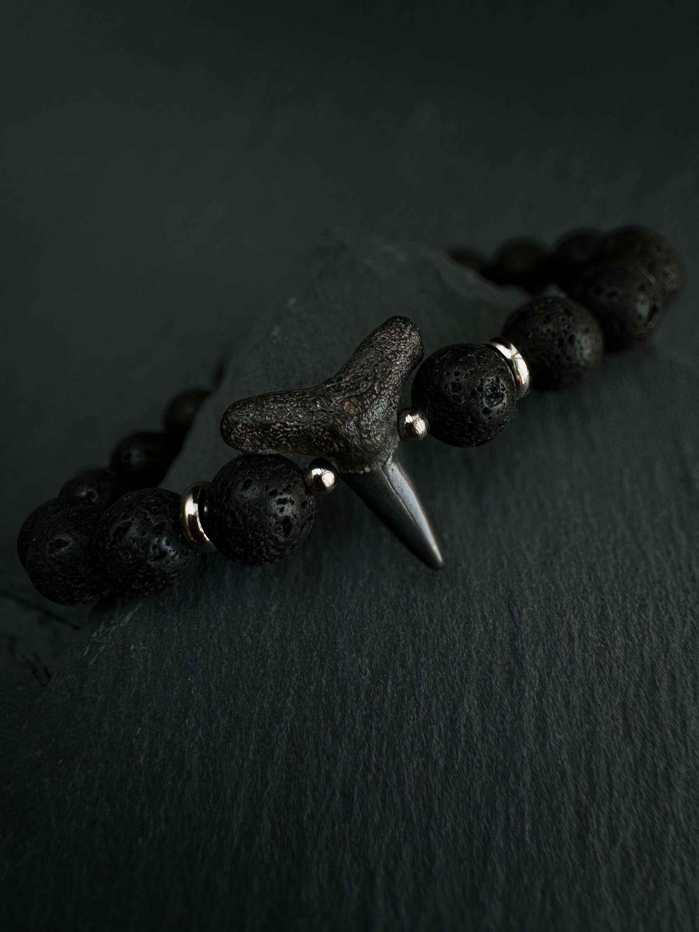 Fossil Shark Tooth Bracelet - Lava rock - Stainless steel