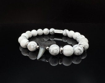 Fossil Shark Tooth Bracelet - Howlite gemstone - Stainless steel