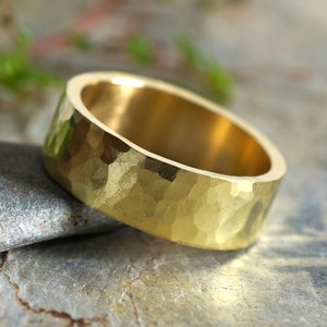 7mm Wide Hammered Effect Wedding Band, Yellow Gold Wedding Ring, Rustic Wedding Ring, Unisex Wedding Band