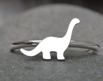 Dinosaur Ring, Brontosaurus Ring in Sterling Silver, Small Animal Ring