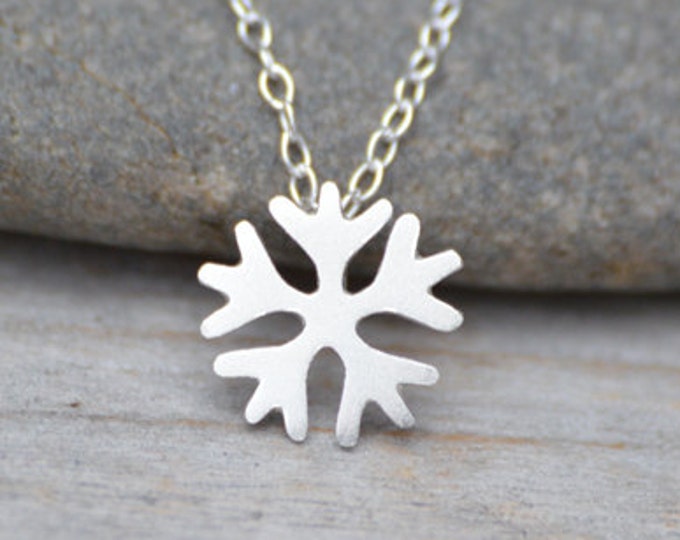 Snowflake Necklace in Sterling Silver, Silver Snowflake Necklace