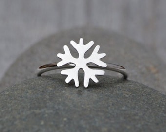 Snowflake Ring in Sterling Silver, Silver Snowflake Ring