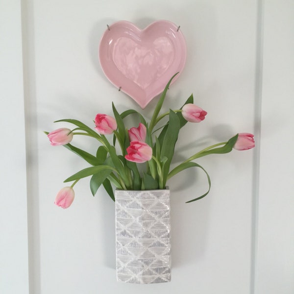 Small Wall Hanger 2-Pack, Small Adjustable Plate Hanger.  Small Bowl Hanger, Small Vase Hanger, Small Decor Wall Display