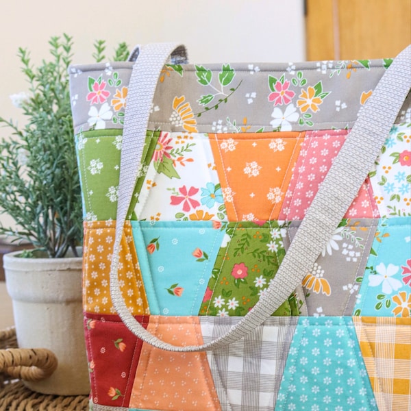 The Aubri Tote Bag Pattern (paper)