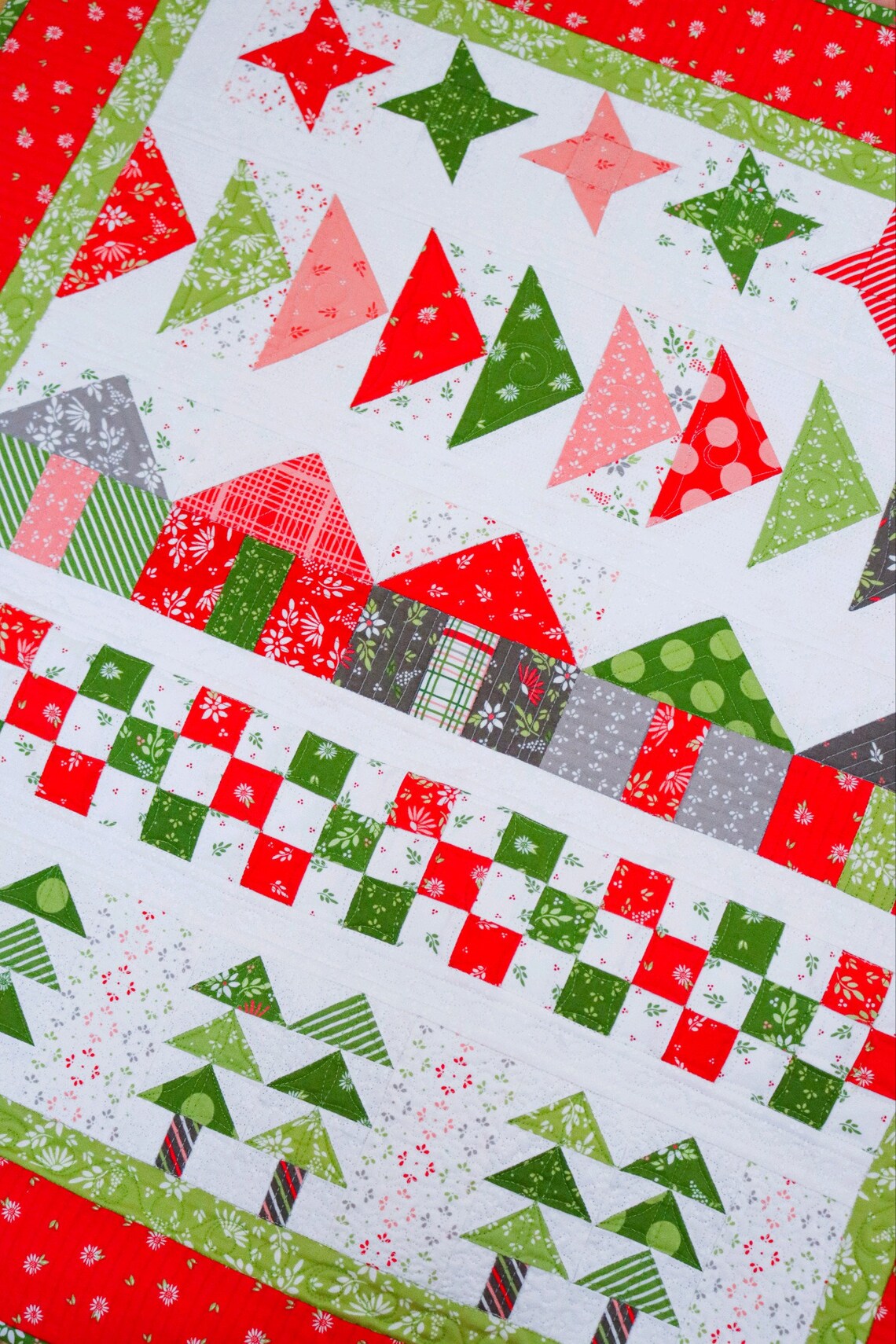 Home for Christmas Quilt PDF Pattern (new) #202 - Etsy