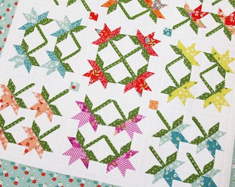 Lilies Wall Hanging Quilt Pattern QLD233 (PDF)