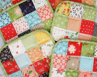 Simple Patchwork Potholders (PDF Only)