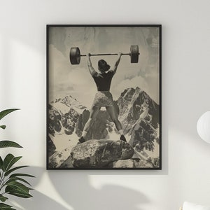 Póster de gimnasio vintage con impresión de mujer fuerte, levantamiento de pesas, montaña, foto en blanco y negro, arte de pared para gimnasio en casa, decoración de pared deportiva para sala de fitness