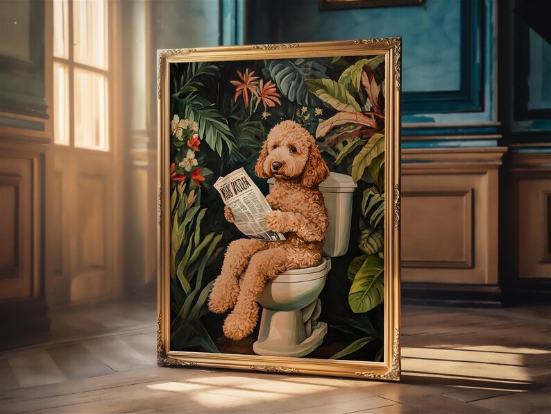 Peut inclure: Une peinture d'un chien assis sur des toilettes dans un d&eacute;cor de jungle. Le chien porte une chemise blanche et tient un journal qui dit "New Yorker".