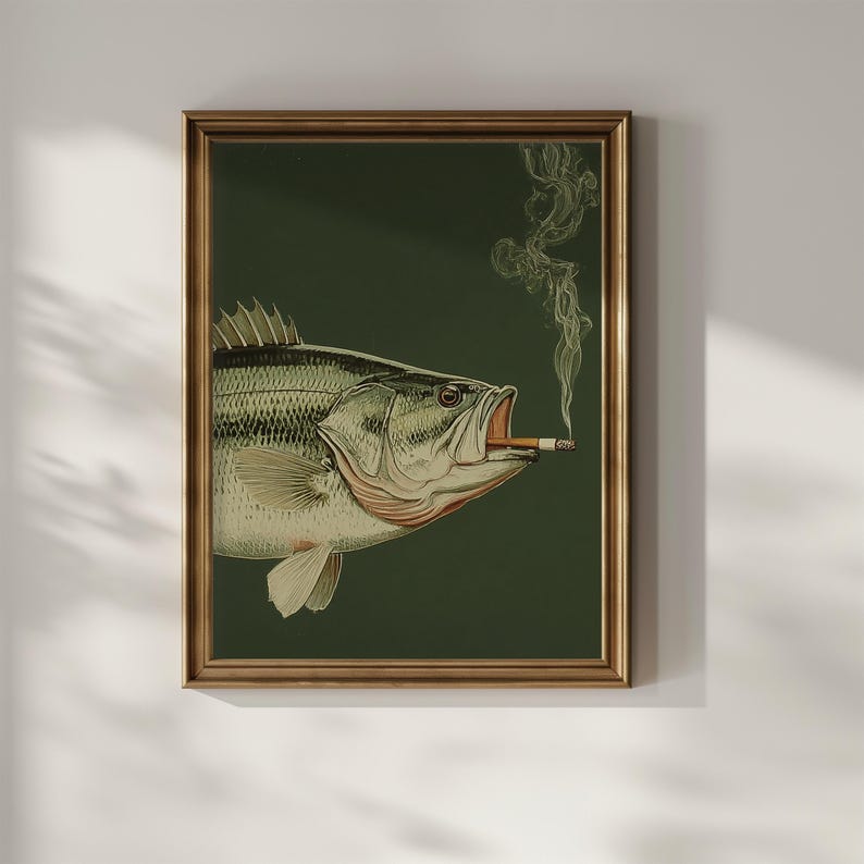 Pode incluir: Impress&atilde;o art&iacute;stica emoldurada com uma ilustra&ccedil;&atilde;o detalhada de um peixe com um cigarro na boca, exalando fuma&ccedil;a. O peixe est&aacute; em um fundo verde escuro, emoldurado em uma moldura dourada. A obra de arte tem uma est&eacute;tica vintage e humor&iacute;stica.