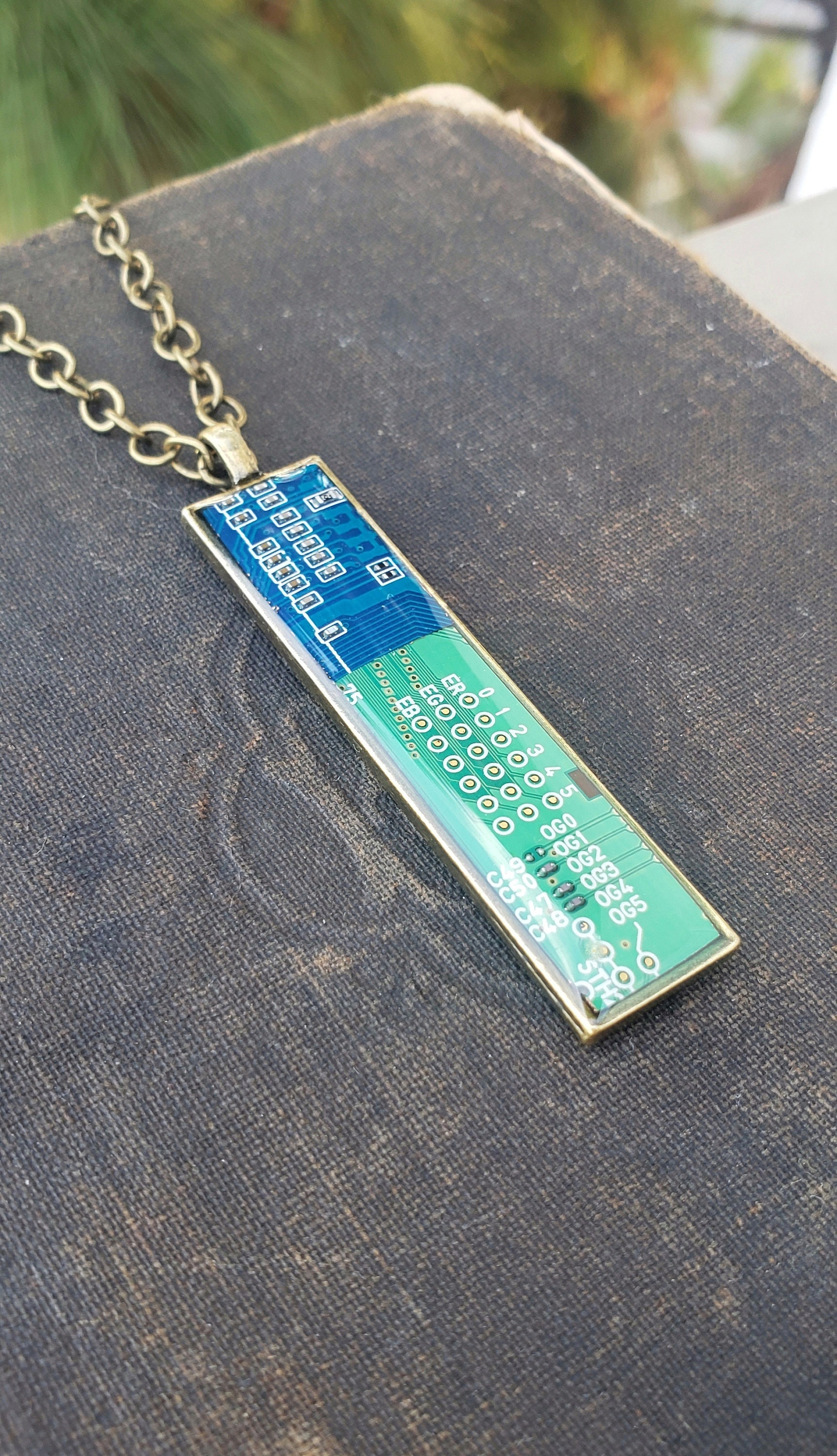 pendant（第1世代）＋ Catlog Board 2 Crescendo SJ INC NEW ICED OUT 'CMG' PENDANT &2mm/24 BOX