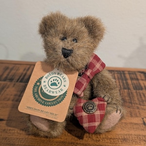Vintage Boyd&#39;s Bear &quot;Sheldon Bearchild&quot;: Collectible Teddy Bear with Plaid Heart