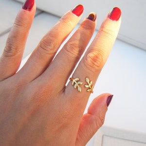 Handcrafted Dainty Gold Leaf Ring, Elegant Nature, Inspired Jewelry for Women, Dainty Adjustable Gold Ring, Perfect Gift for Nature Lovers