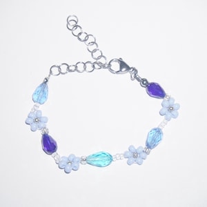 Beaded Flower Bracelet, Blue Beaded Flower Bracelet, Gemstone Bracelet, Aesthetic Flower Bracelet, Beaded Jewelry for Women, Gift for Her