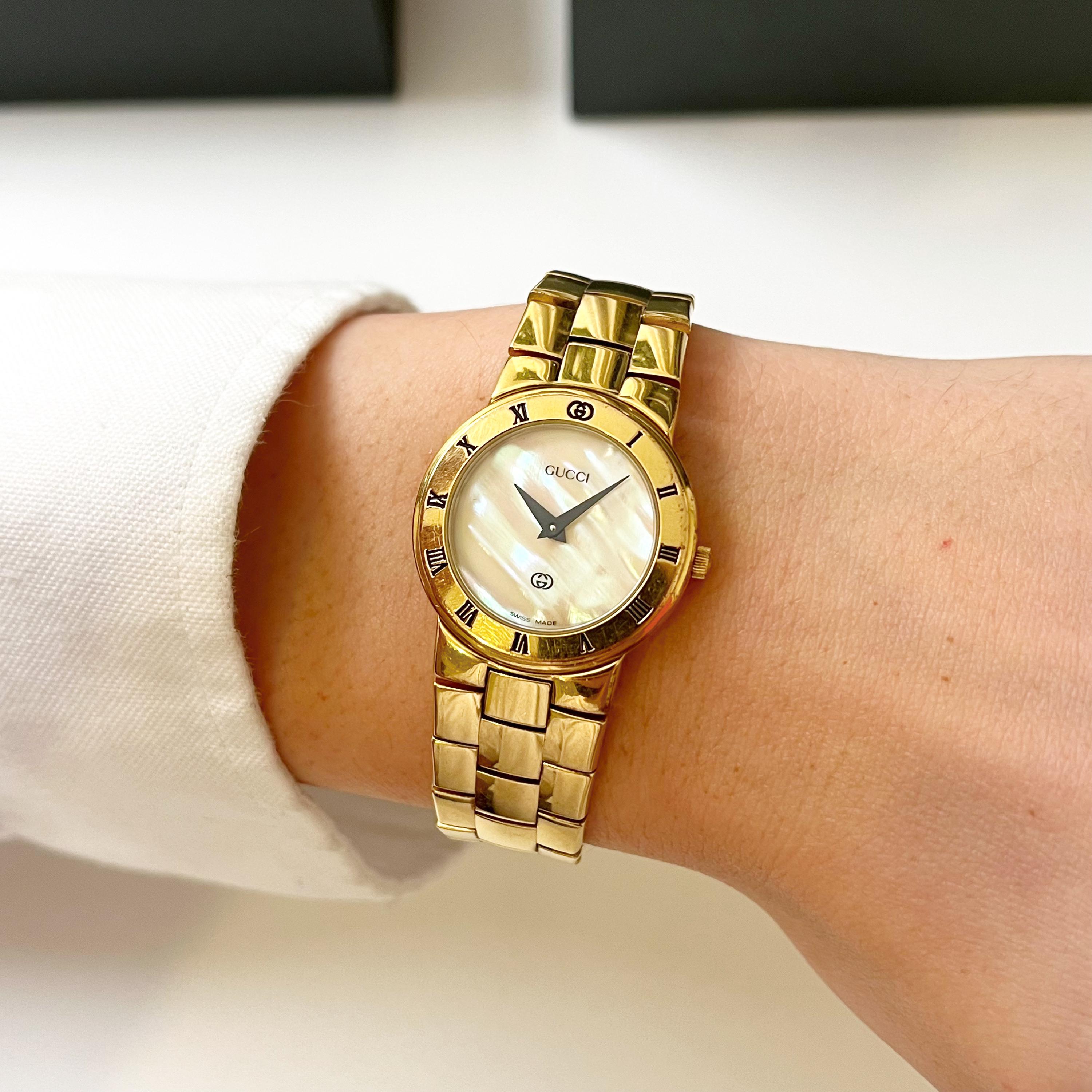 Vintage Gucci (Authentic) - Elegant Gold and Pearl Women\'s Watch Gucci Vintage Watch Pearl - Etsy main image 3