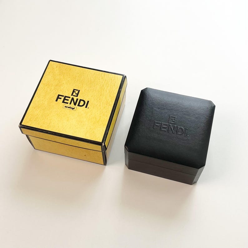 Vintage Fendi Silver Women’s Watch, Boxed Gift for Her, 18.5cm image 9
