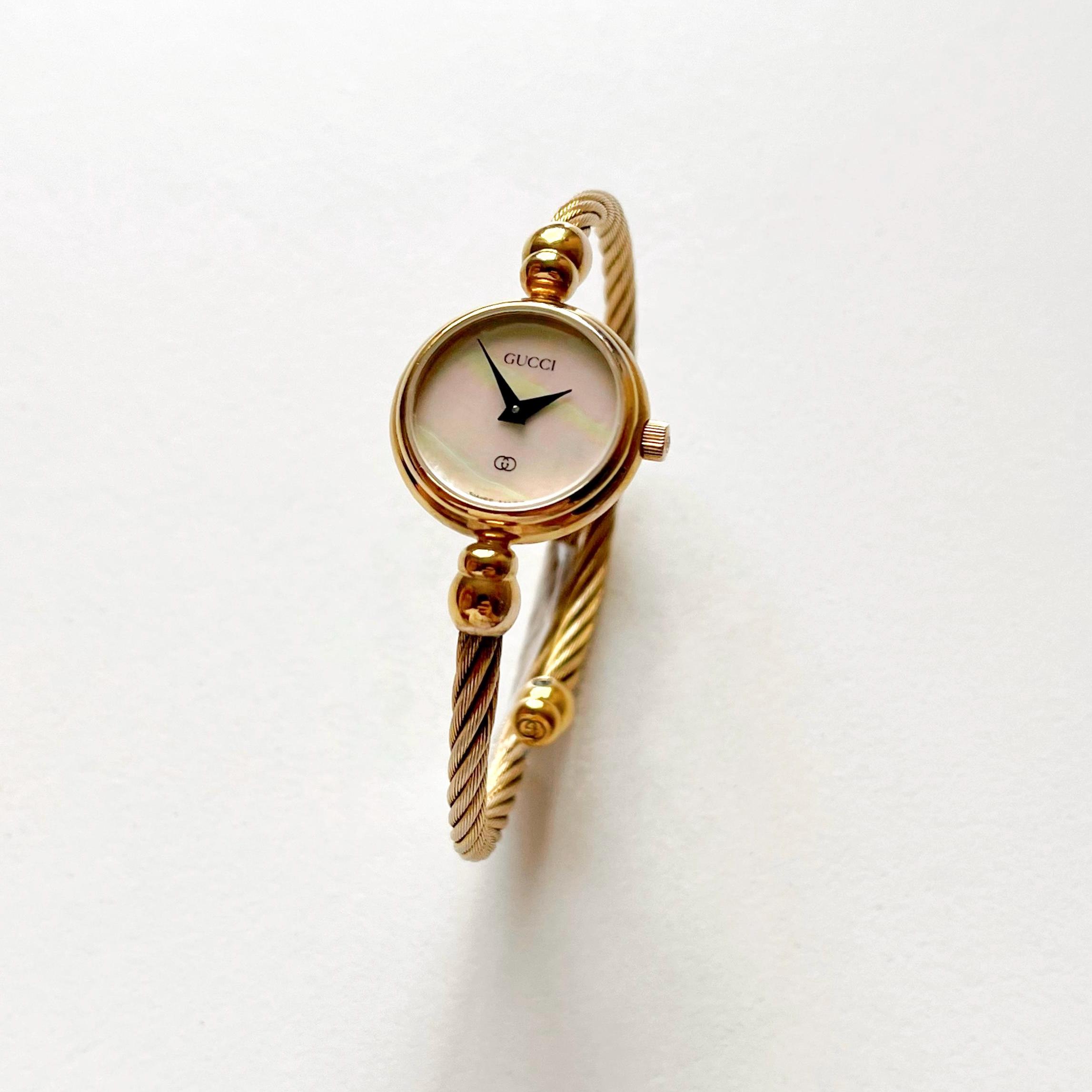 Vintage Gucci Watch From the 90s - Seashell Dial Bangle Watch