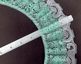 2.5 inch White and mint double gathered lace trim 5yds (XD161)