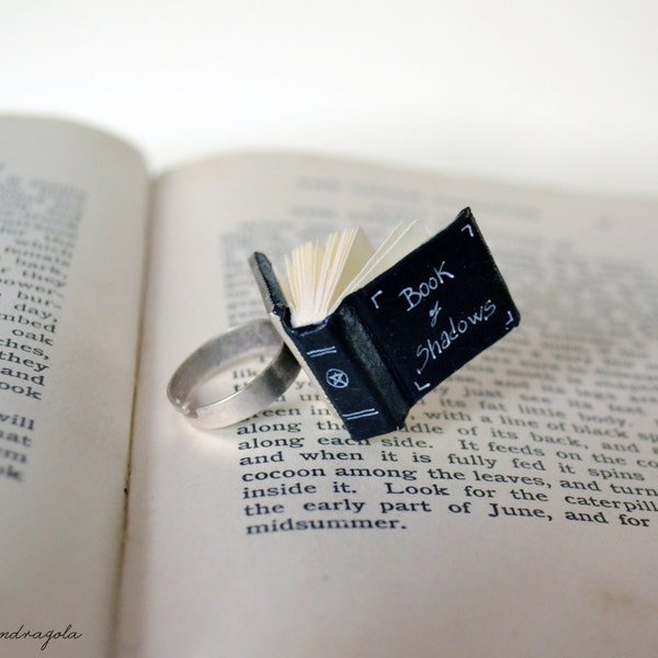 Book of Shadows Miniature Ring. Black book of spells,  silver ring with white pentacle