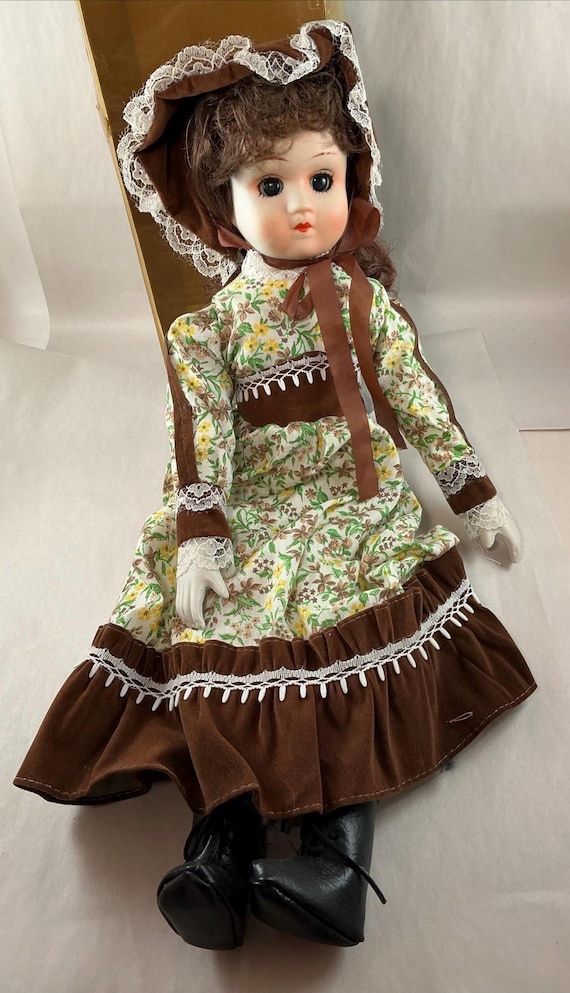 Vintage Bisque Porcelain Doll Open Close Eyes- 1980s A&P Christmas