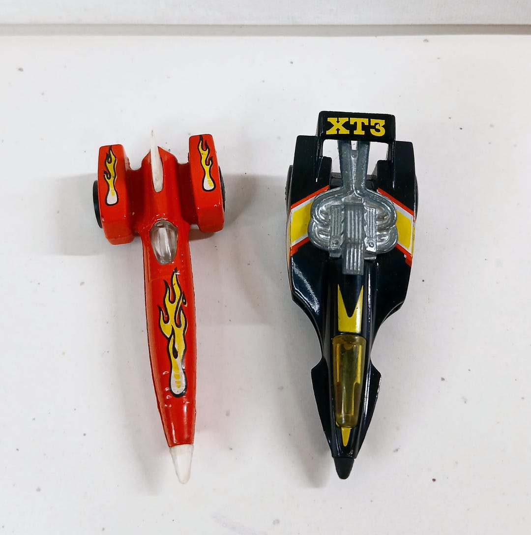 Vintage 2 Diecast Rocket Tri Cars, 1 Hot Wheels 1984 Black & Yellow XT3 ...