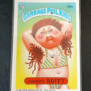 ヴィンテージエラー 1986 Topps、ガーベッジ・ペイル・キッズ、アームピット・ブリット #123a、左肘の下に赤い線あり、未評価、良好な状態、シリーズ 4