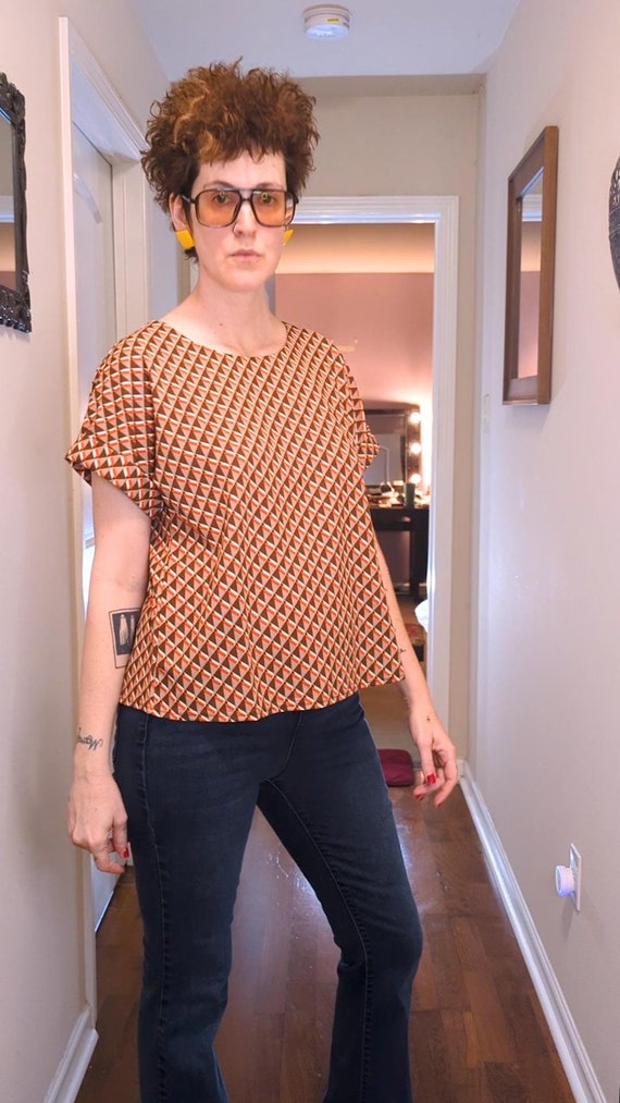 Mod Motion: Vintage Geometric Patterned Blouse Sz… - image 1