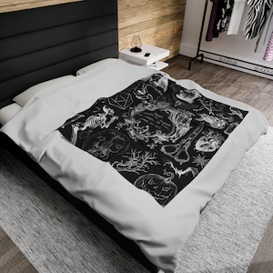 Gift for Halloween Lovers, Witch Occult Gothic Throw Blanket | Skeleton, Skull & Witchy Symbol Bedding | Dark Academia Blanket | Halloween