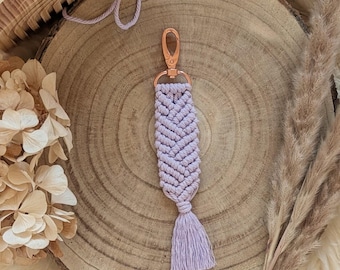 Macrame keychain, copper/rose gold, lavender