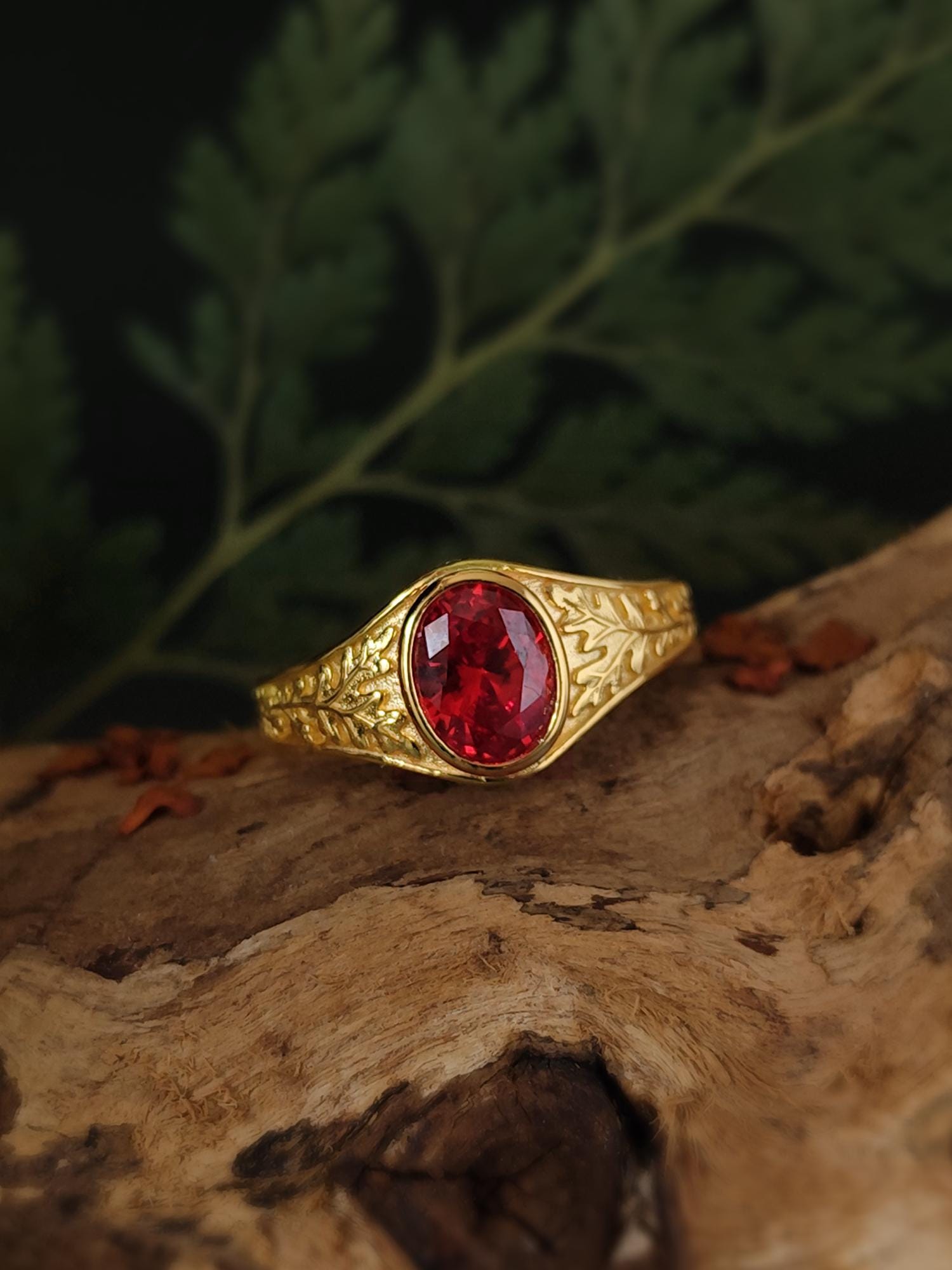 O Príncipe Cruel Oficialmente Licenciado, Anel Jude Duarte de Rubi  Vermelho, Cardan Greenbriar, Anel Jude Cardan, Produtos do Príncipe Cruel,  Anel Elfhame, Livro - Etsy Portugal