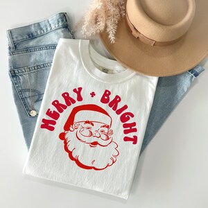 Père Noël rétro joyeux et lumineux DTF TransferDTF, transfert à chaud, prêt à presser, transfert de Noël, tendance, rétro