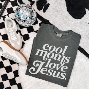Cool Moms Love Jesus DTF Transfer, Trendy Faith, Jesus, Cool Moms, Pray, God, Ready to Press, Bible image 1