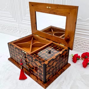 Moroccan Royal jewellery Box 12"x8",large lockable thuya wooden burl Jewelry Box organizer with key,mirror inside,wedding wood memory box