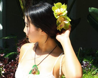 Vibrant Green Orchid Hair Claw Clip