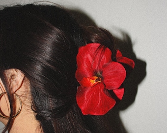 Orchid Hair Claw Clip - Valentine's Day hair accessories