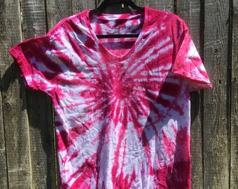 Tie Dyed Hot Pink and Fuchsia Spider Web Design Short Sleeve Hanes ComfortSoft  Lightweight Adult V-Neck T Shirt In Stock and READY TO SHIP