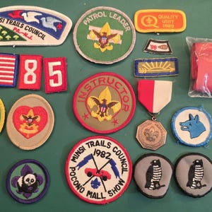 16 Vintage 1980s BSA Patches Medal & Epaulettes Boy Scouts of America