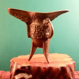 Antique Ceremonial Ritual Bronze Chinese Jue Style Tripod Wine Warming Vessel 5.75"x4.5"x3.5"
