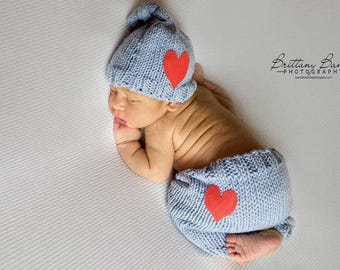Conjunto de San Valentín para recién nacido, gorro y pantalón de ganchillo. Conjunto de accesorios para fotos de San Valentín para bebé niño, regalo para baby shower. Disfraz de San Valentín para bebé.