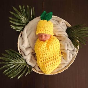 Crochet pineapple outfit,newborn pineapple photo prop,baby shower gift.Halloween outfit.Fruit costume.baby girl crochet cocoon fruit set.