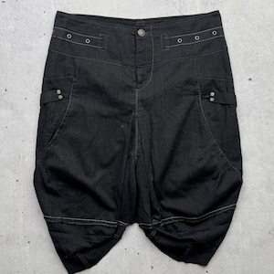 Vintage Y2K grunge Black Drop Crotch Cargo Skirt Grommet Detail Women's Size 40