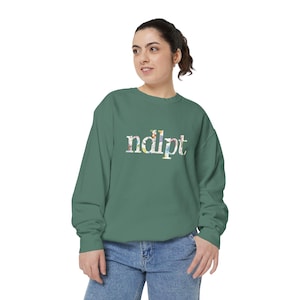 Needlepoint Sweatshirt, Floral Needlepoint Sweatshirt, Needlepoint Gift, Gift for Needlepointer