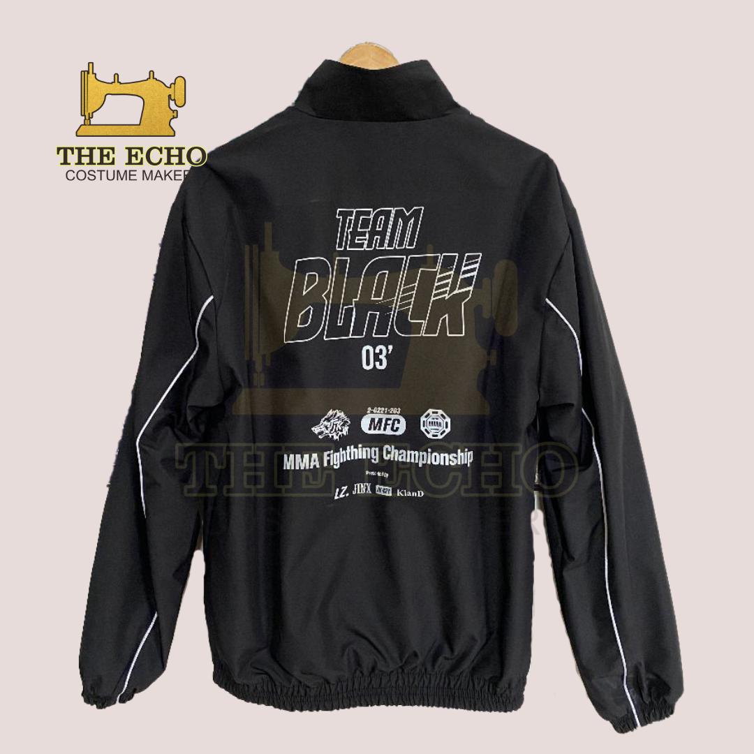 Black anime boy hoodie España