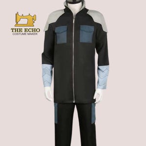 The Ice Captain of The Third Division of The Defense Force Costume Cosplay