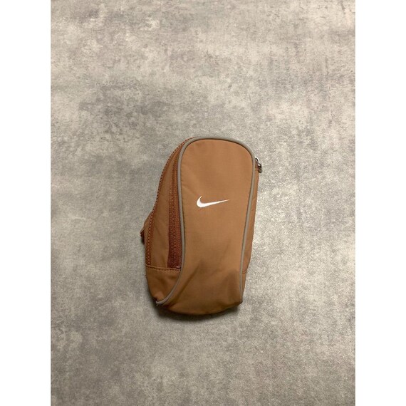 nike pouch bag