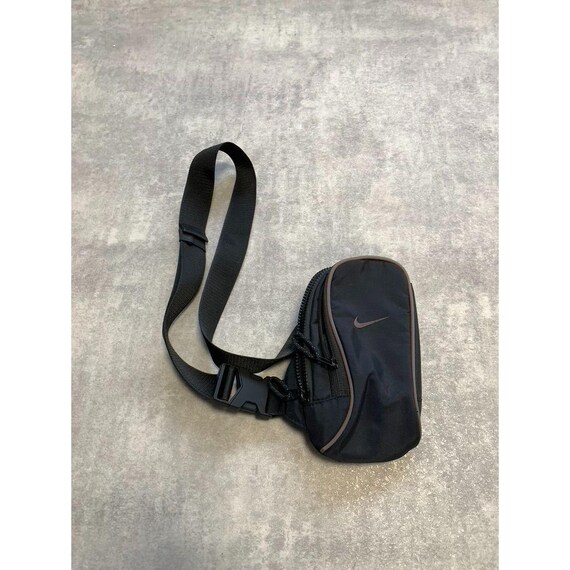 nike shoulder bag small